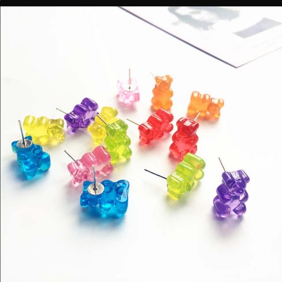 🍭🐻💗 Pink Gummy Bear Stud Earrings Kawaii - Picture 2 of 3